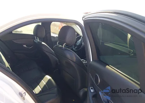 2016 Mercedes-Benz C 300 from USA, damaged, VIN 55SWF4JB7GU101711